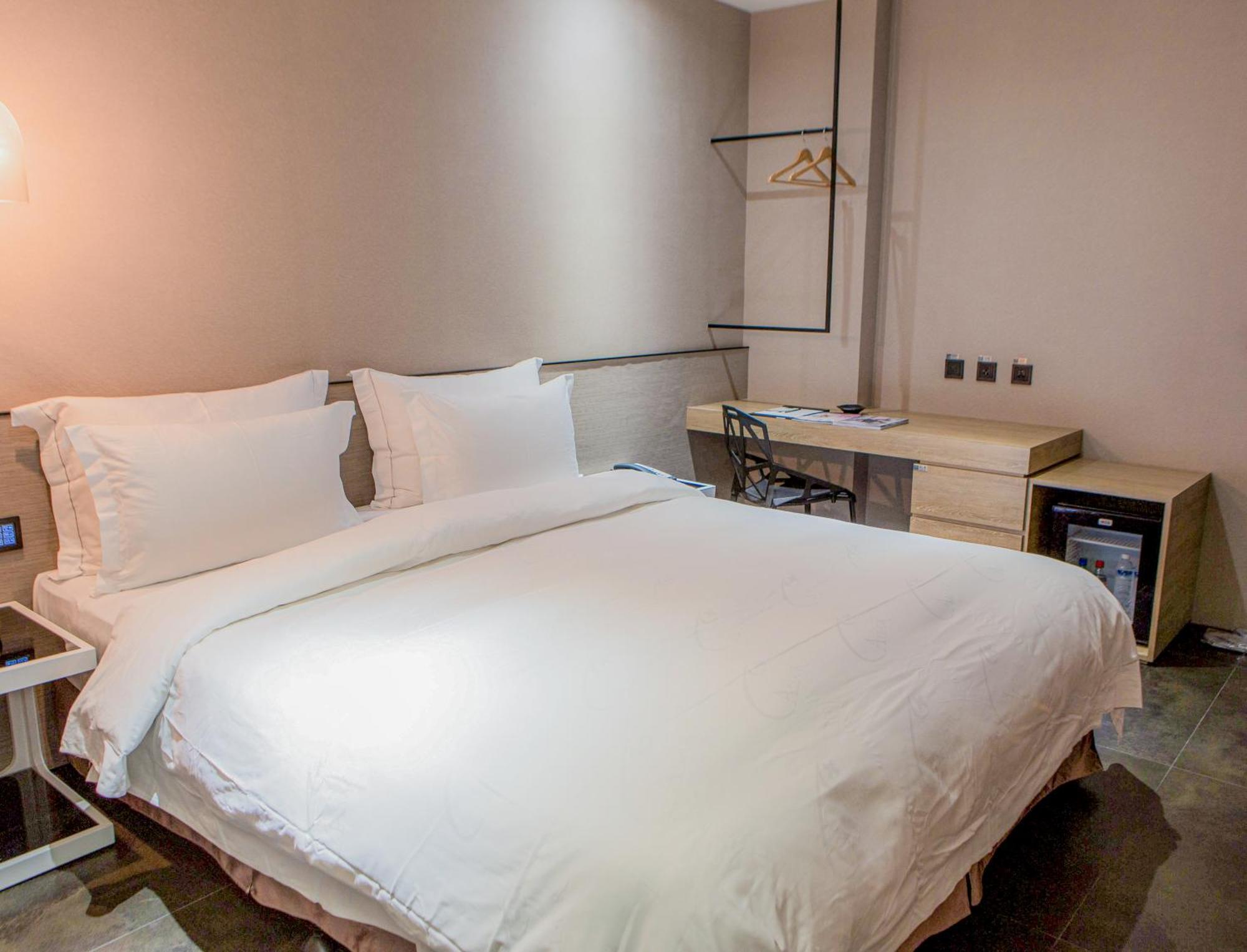 All-Ur Boutique Motel - Xinzhuang Branch מראה חיצוני תמונה